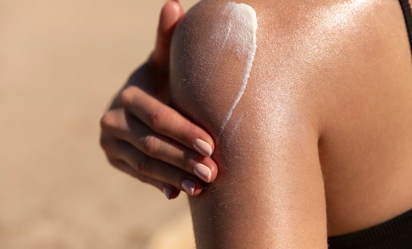 Sunscreen study shows molecular protection from UV - EMJ