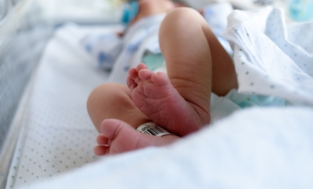 Sugar Helps Relieve Pain in Newborns During Venepuncture