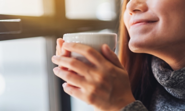 https://chatgpt.com/c/6a0f7ba2-cca4-83ea-b72f-b314c3deef67#:~:text=Person%20holding%20a%20warm%20drink%20to%20represent%20taste%20and%20smell%20dysfunction%20after%20immune%20checkpoint%20inhibitor%20therapy.