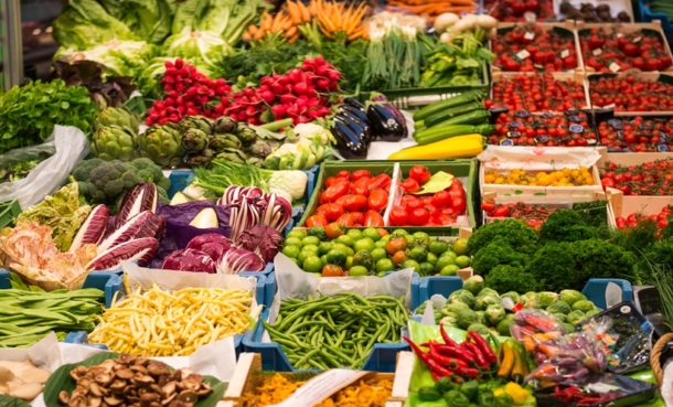 Healthy anti-inflammatory foods linked to food inflammation scores and stroke risk.
