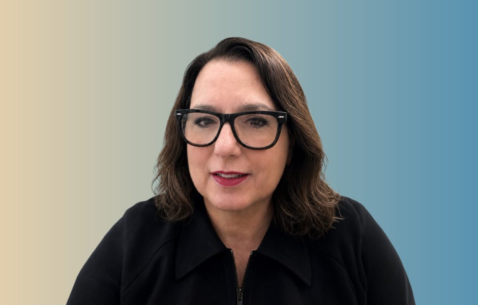 Headshot of Dr Jamie L Weiss on yellow and blue background