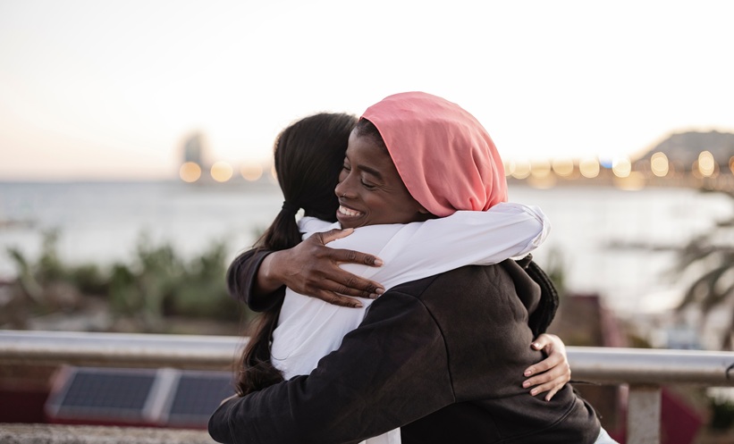 female friends fight cancer - friendship and optimism